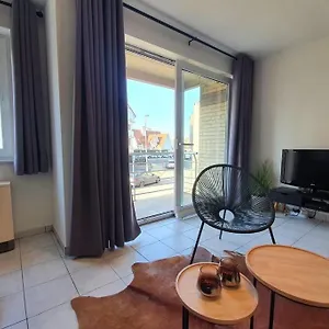  Apartment Don't Worry, Happy!