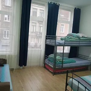 https://supper-studio.brusselshotelsbook.com